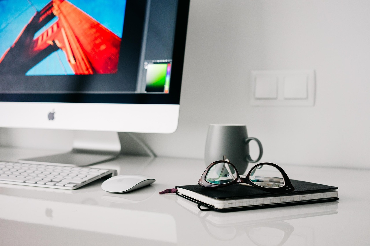 Home Office FAQs for Layout, Storage and Everyday Working