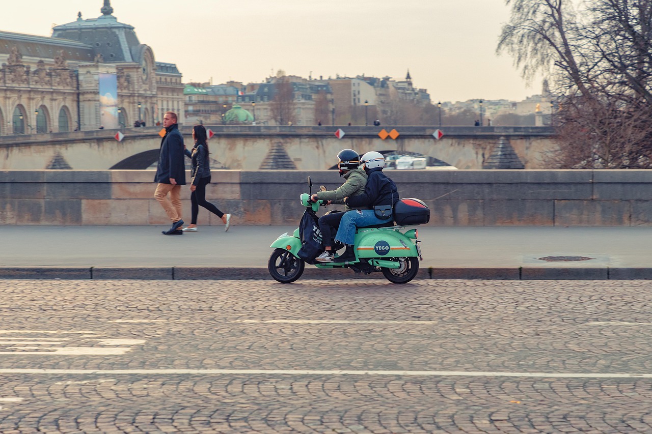 How to Choose Scooters for Age, Use and Riding Confidence