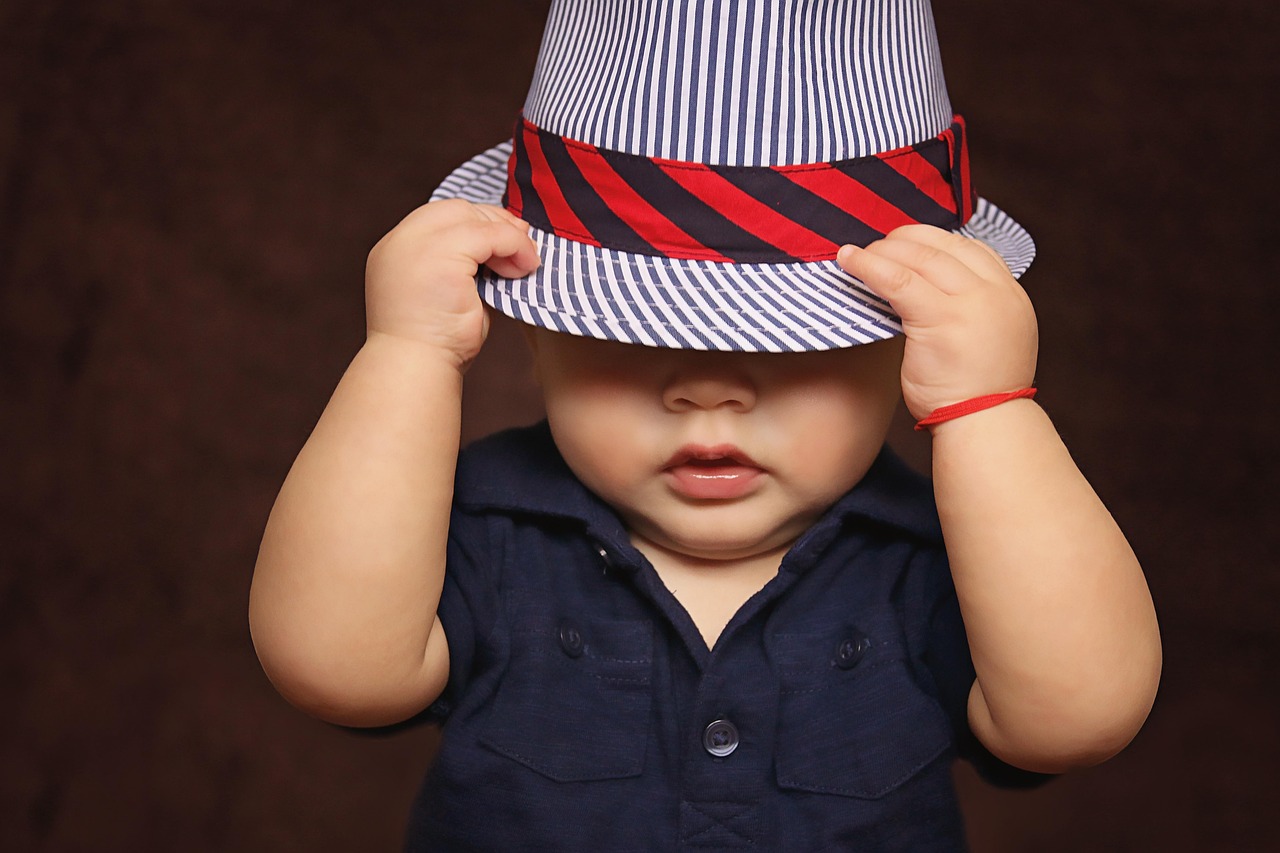 How to Choose Children's Clothing: A Complete Buying Guide